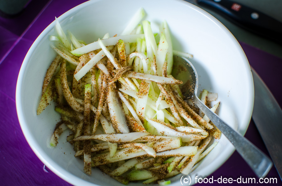 Thai_Mango_Salad_Recipe-3