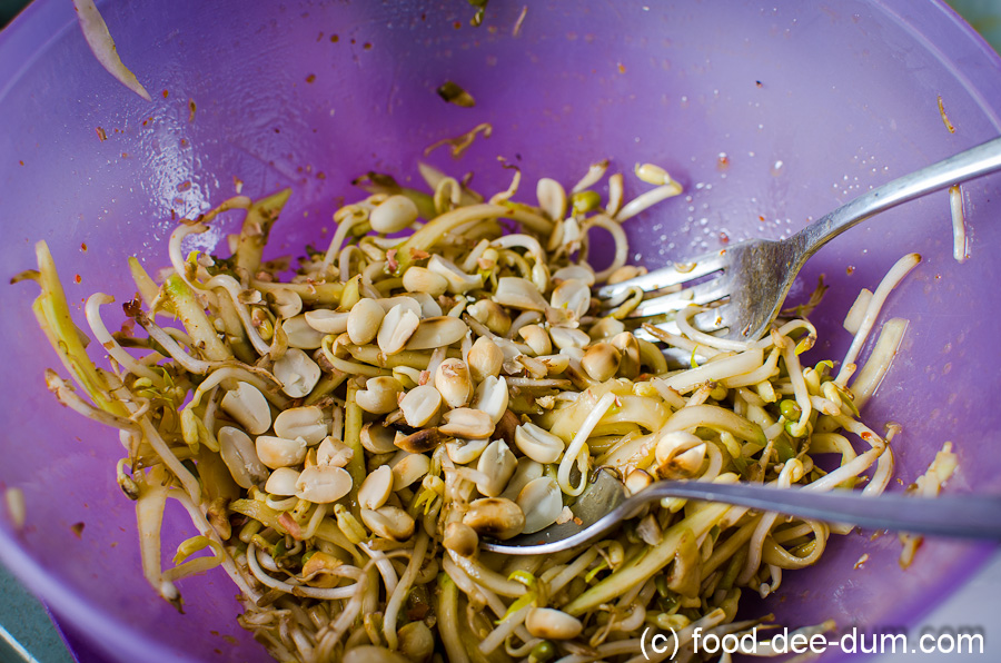 Thai_Mango_Salad_Recipe-7